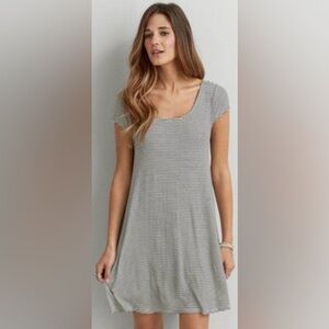 American Eagle - Striped Black and White Women's Mini Dress